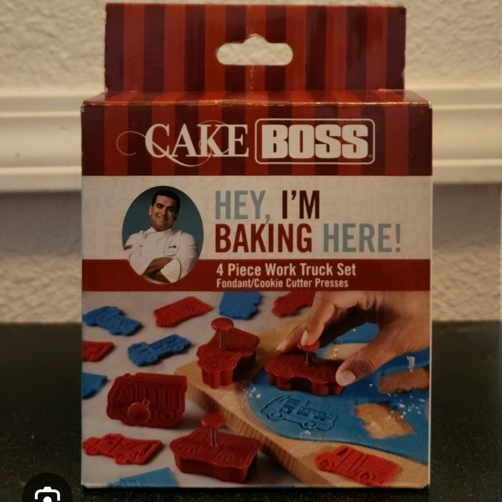 Cake Boss 4 Piece Work Truck Set - Fondant, Cookie Cutter Presses Buddy